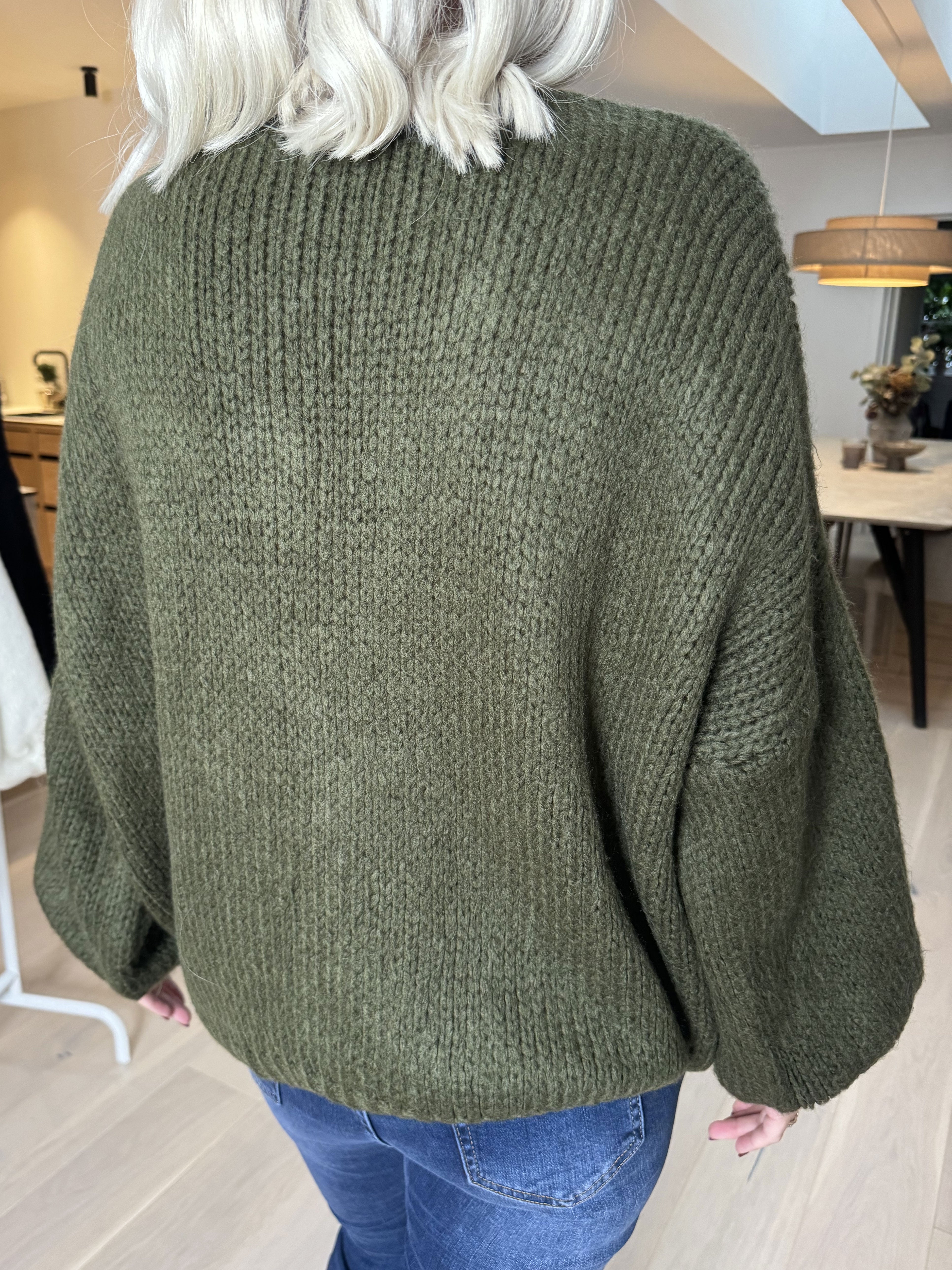 Kimberly - Söt tjock stickad kofta med rosetter